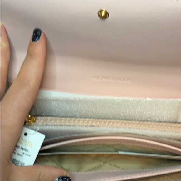 Michael Kors savanna satchel & marching Wallet - Picture 4 of 8